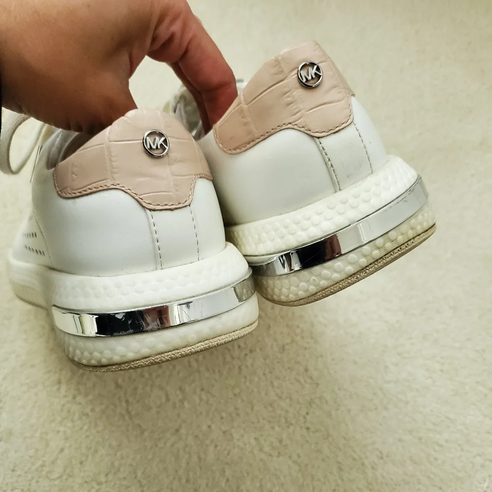 Michael Kors Codie Lace Up Optic White Leather Sneakers with Croc Accent sz8